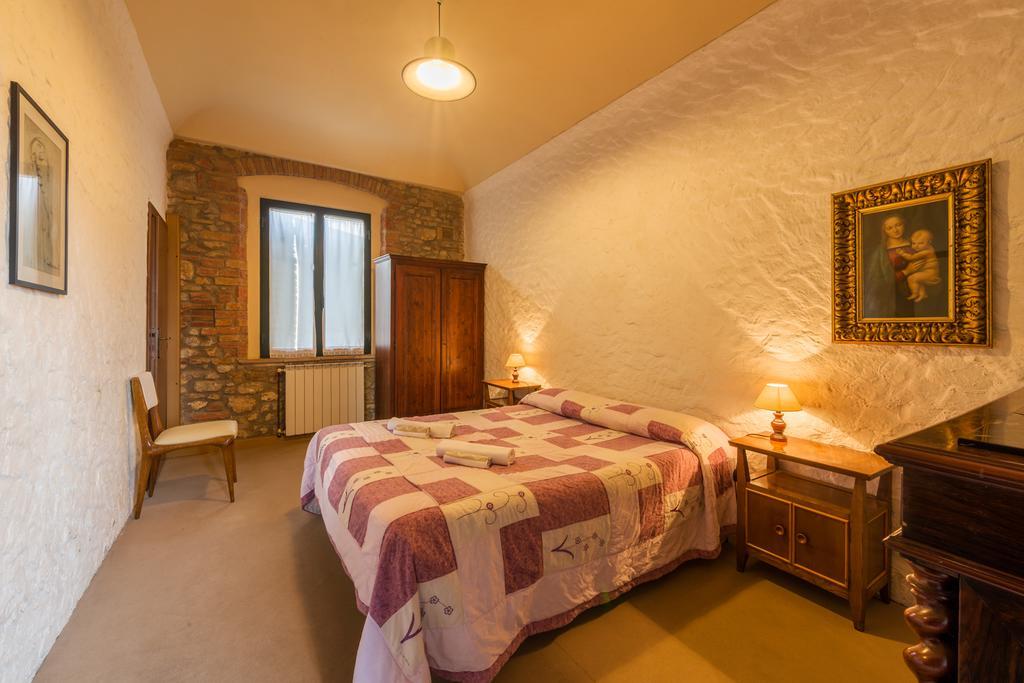 Agriturismo Santa Croce San Gimignano Ruang foto