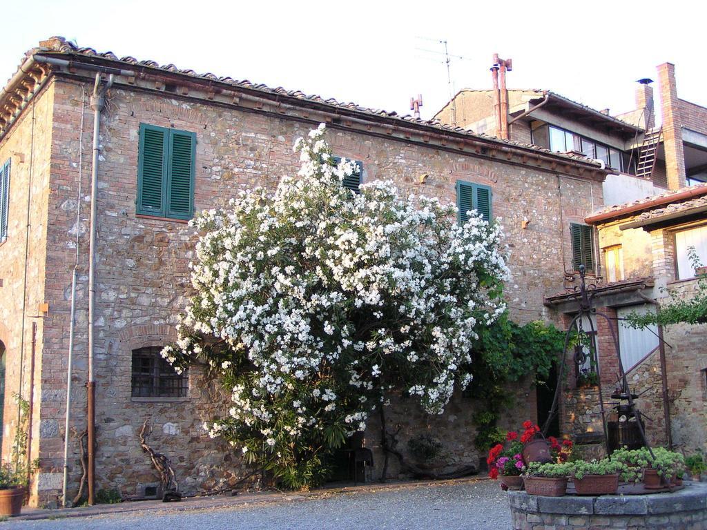 Agriturismo Santa Croce San Gimignano Bagian luar foto